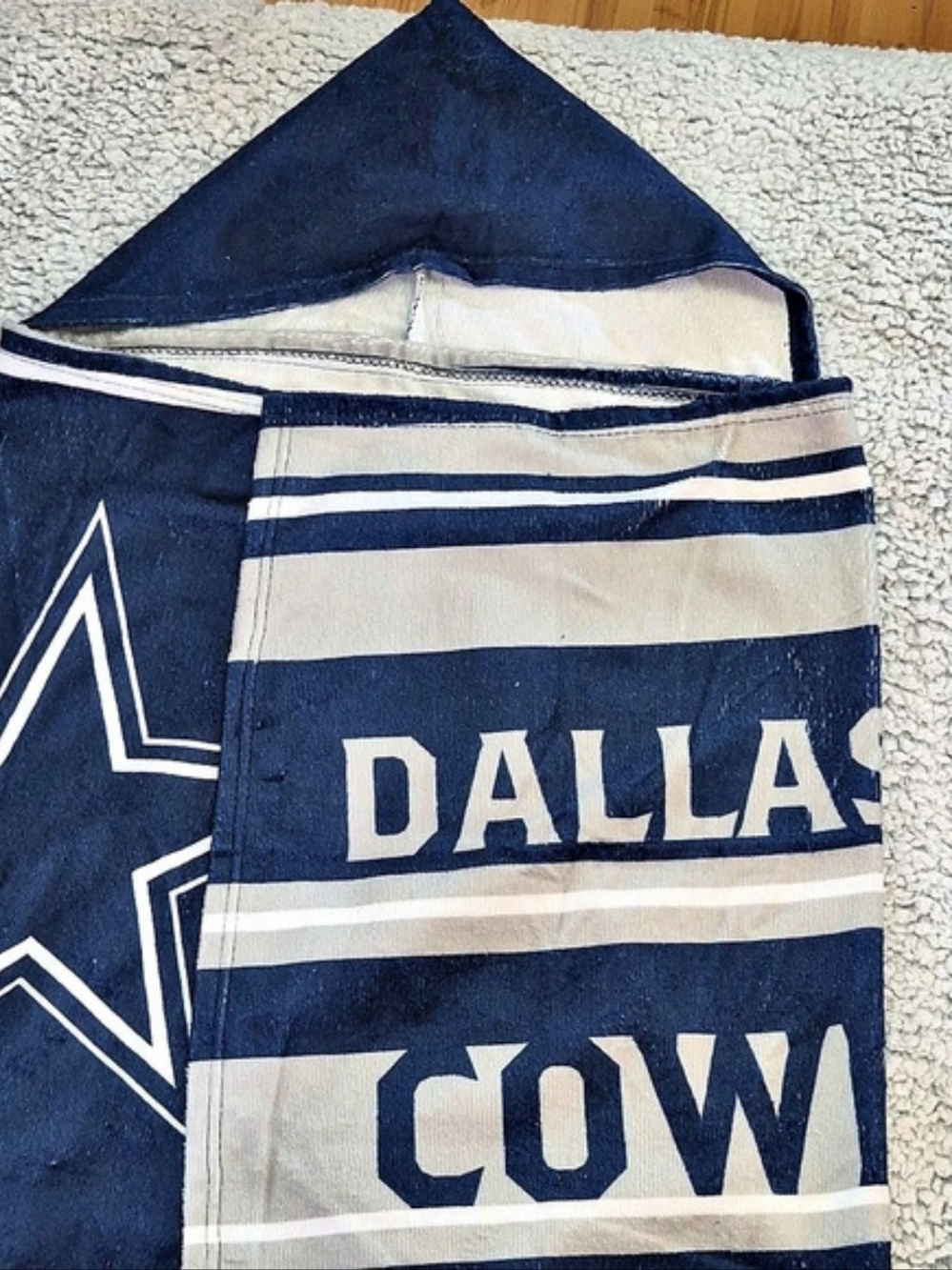 NFL Dallas Cowboys Hooded Towel Blue & White NWT